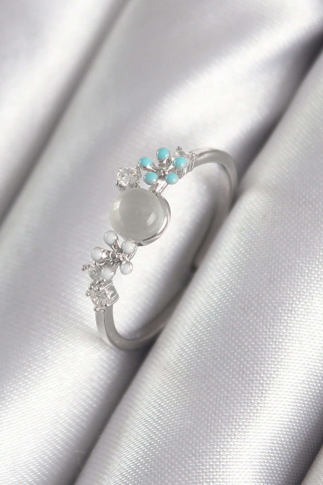 EBJ Rice Silver Color Zircon Stone Detailed White Mother of Pearl Flower Model Women's Ring - Silao