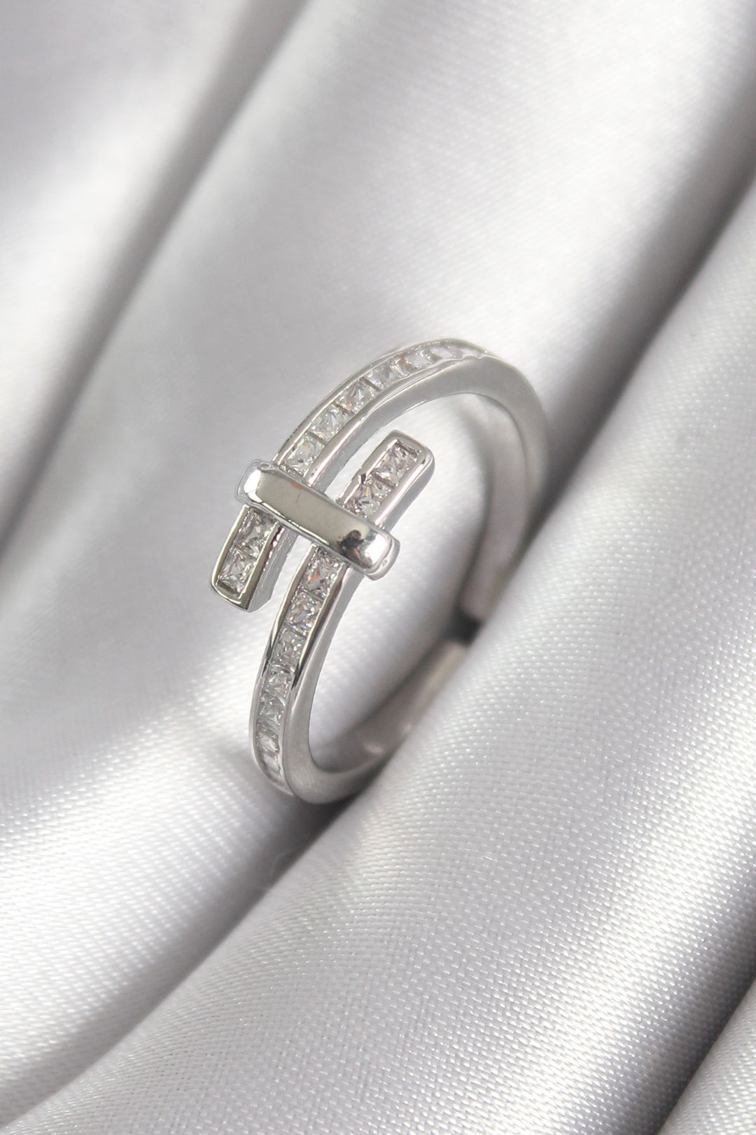 EBJ Rice Silver Color Zircon Stone Women's Ring - Mesa