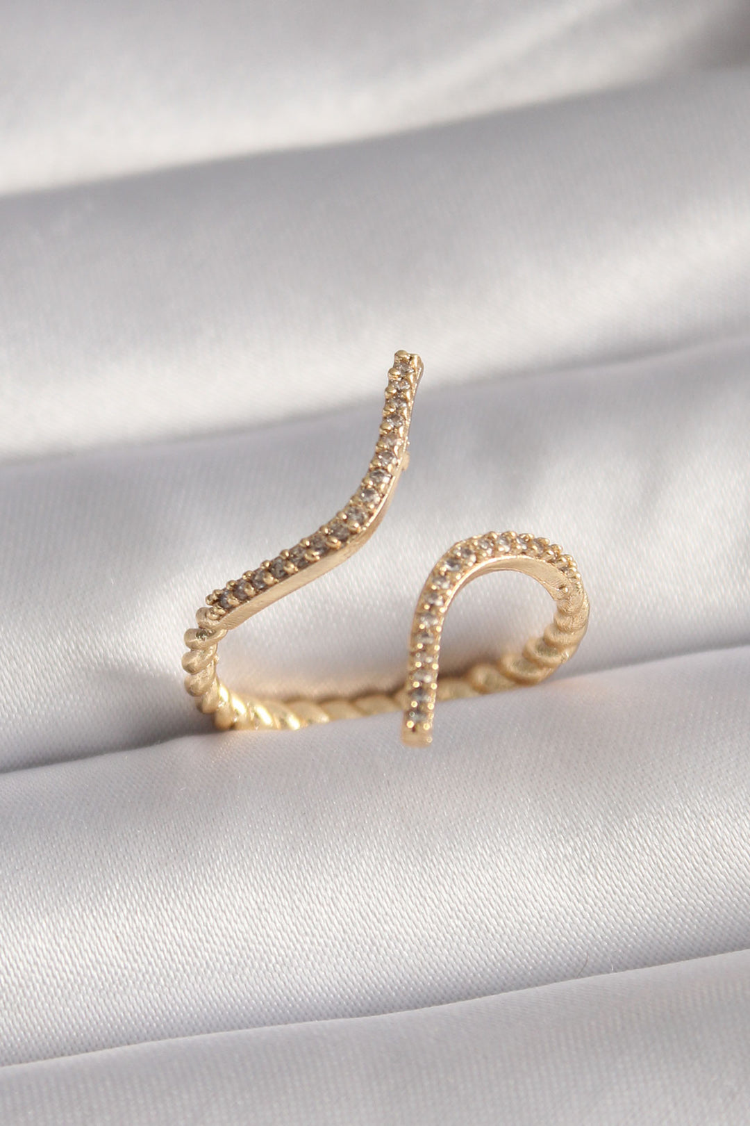 EBJ Gold Color Zircon Stone Women's Ring with Rice Pattern - Bistriţa