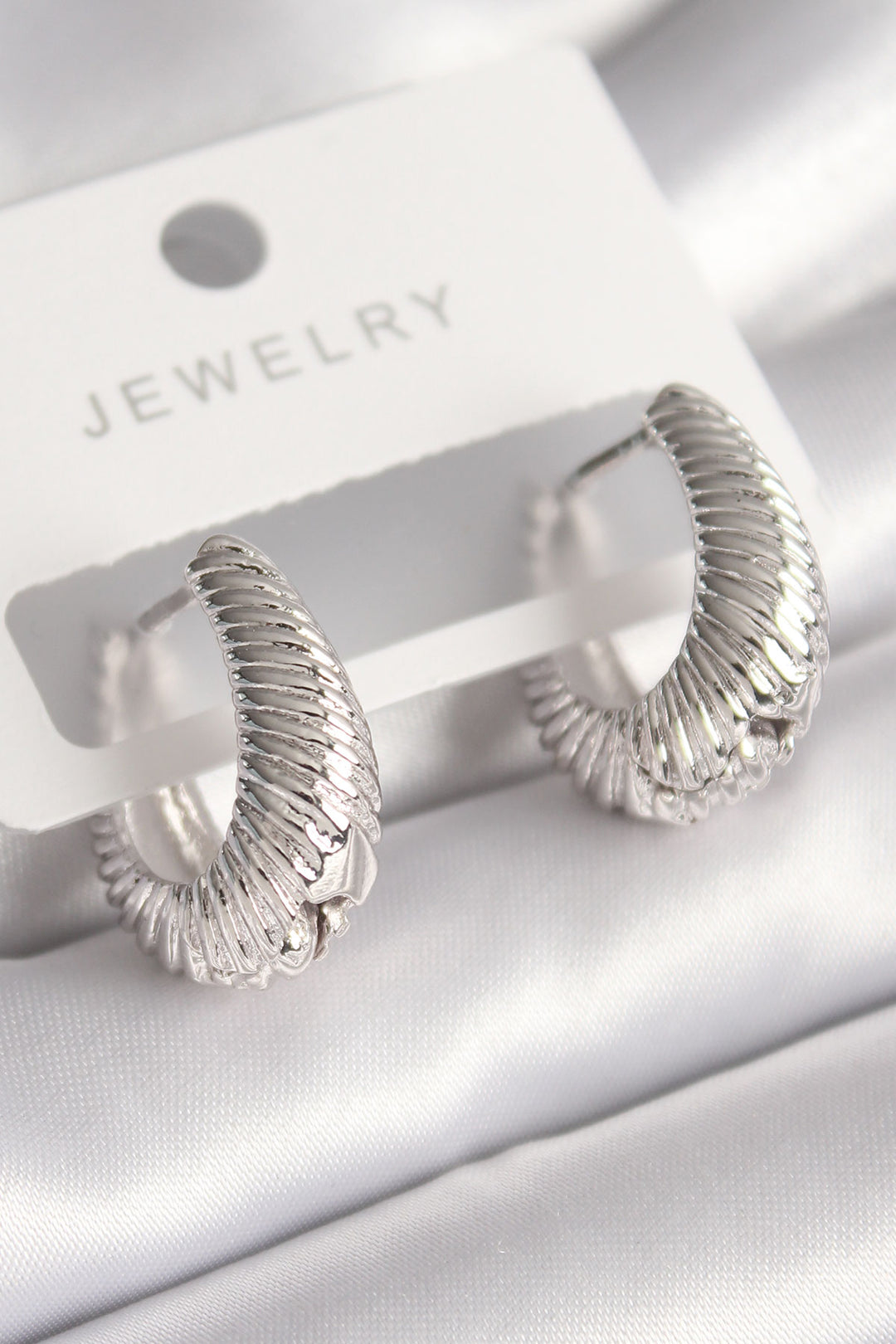 EBJ Rice Silver Color Spiral Ring Model Women's Earring - Mâcon