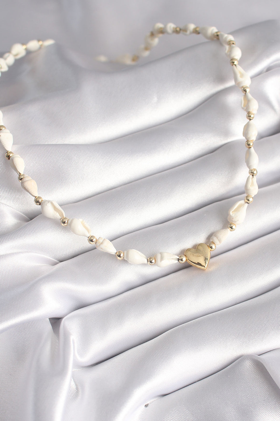 EBJ White Sea Shell Model Gold Color Heart Figure Women's Necklace - Lissone