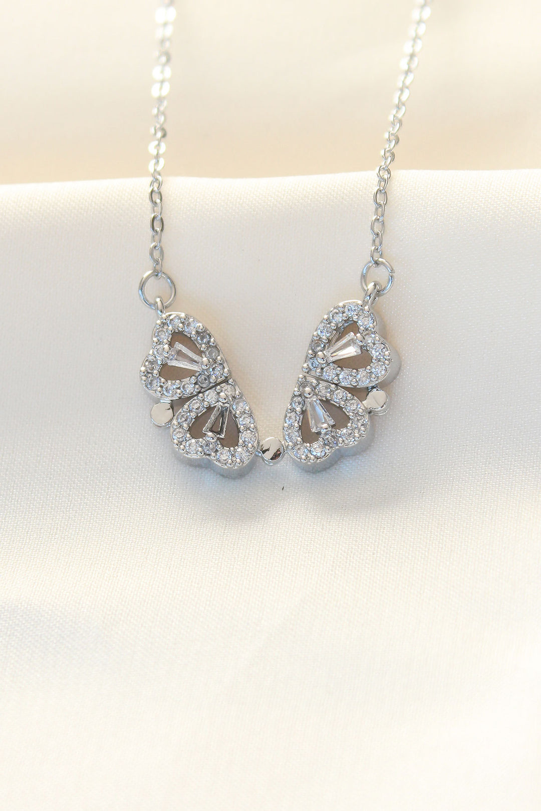 EBJ 316L Stainless Steel Chain with Zircon Stone Silver Color Heart Shaped Clover Necklace - Texas City