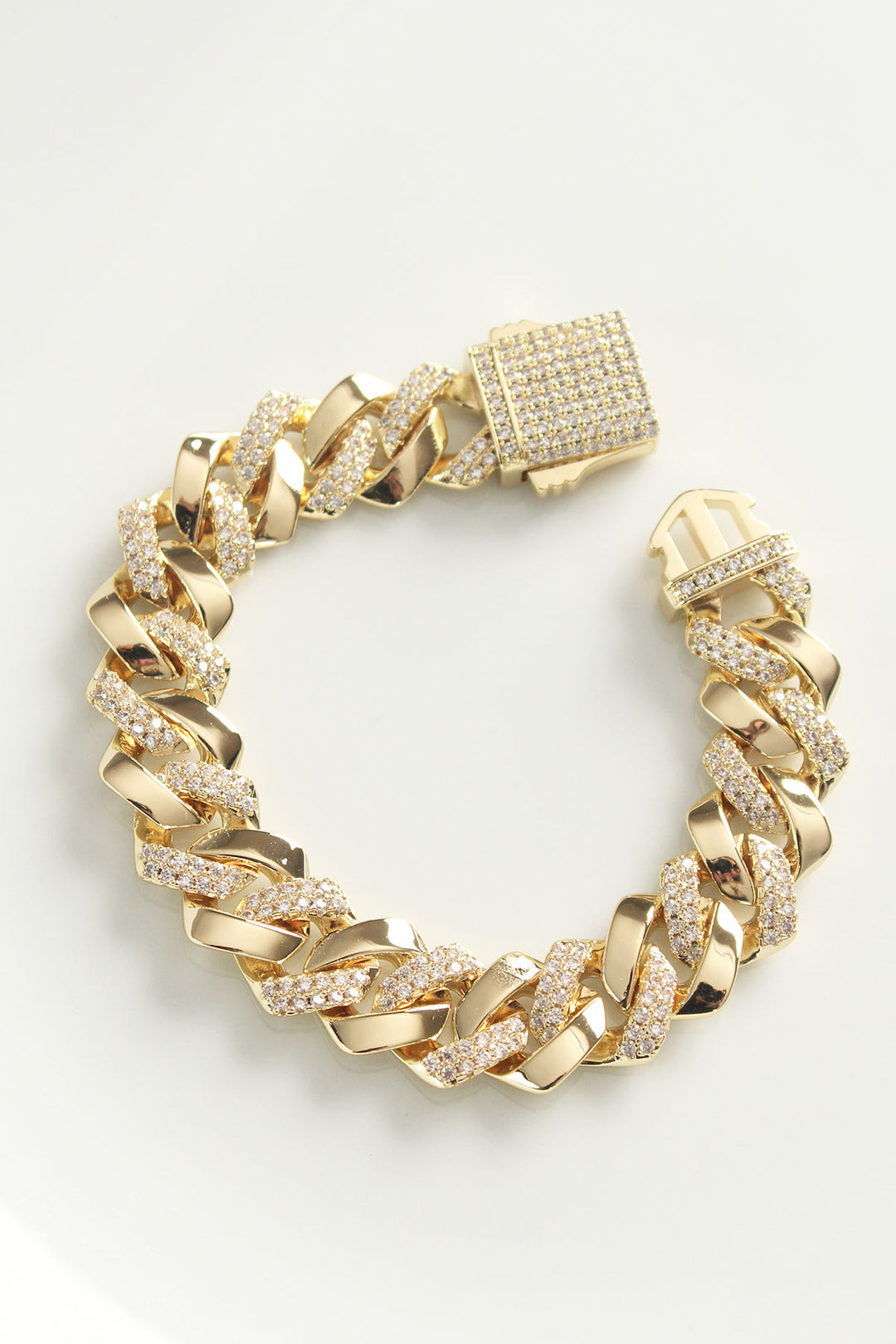 EBJ Vip Series Gold Color Gourmet Bracelet with Rice Zircon Stone - Ferrol