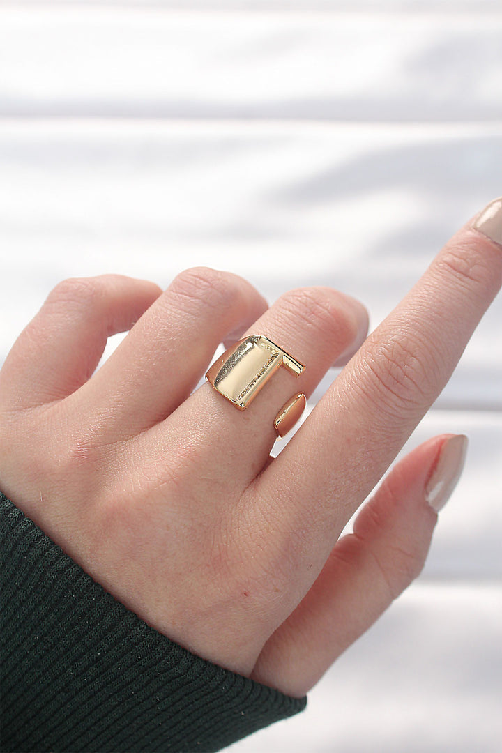 EBJ T Letter Gold Color Adjustable Ring - Offenburg