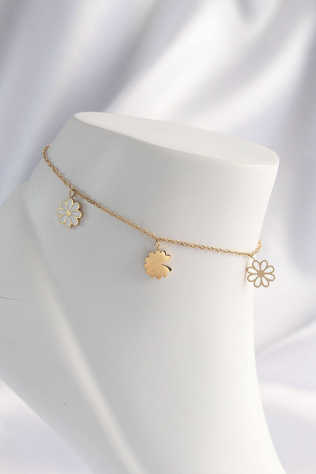 EBJ 316L Steel Gold Color Daisy Design Anklet - Mount Pleasant