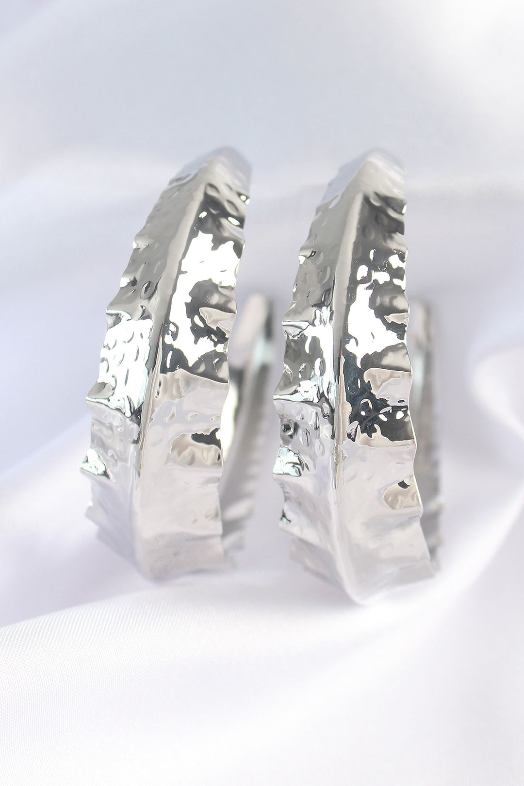 EBJ Silver Color Rice Leaf Patterned Hoop Earrings - Kilmarnock