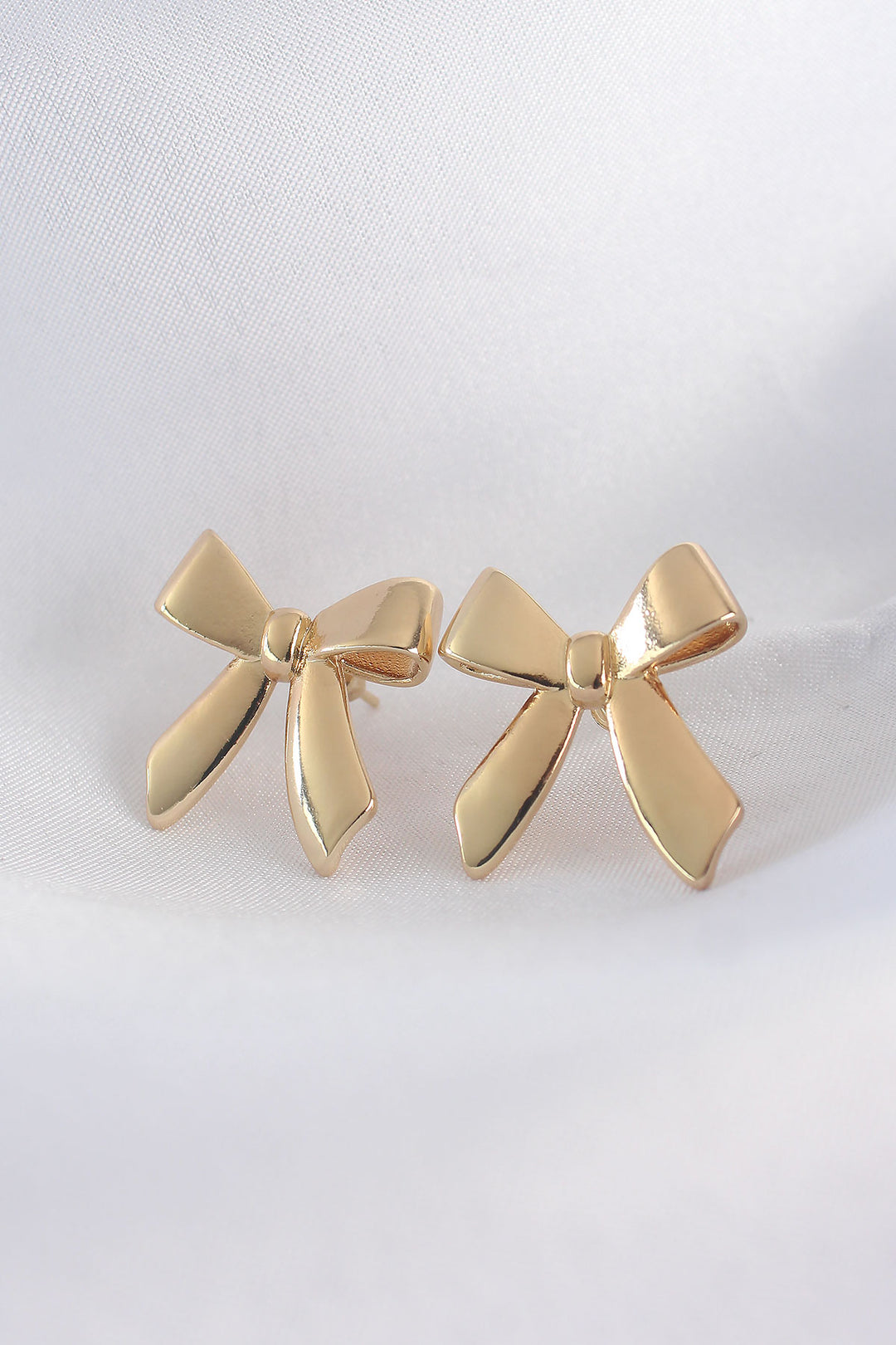 EBJ Gold Color Flat Plate Bow Earrings - Largo