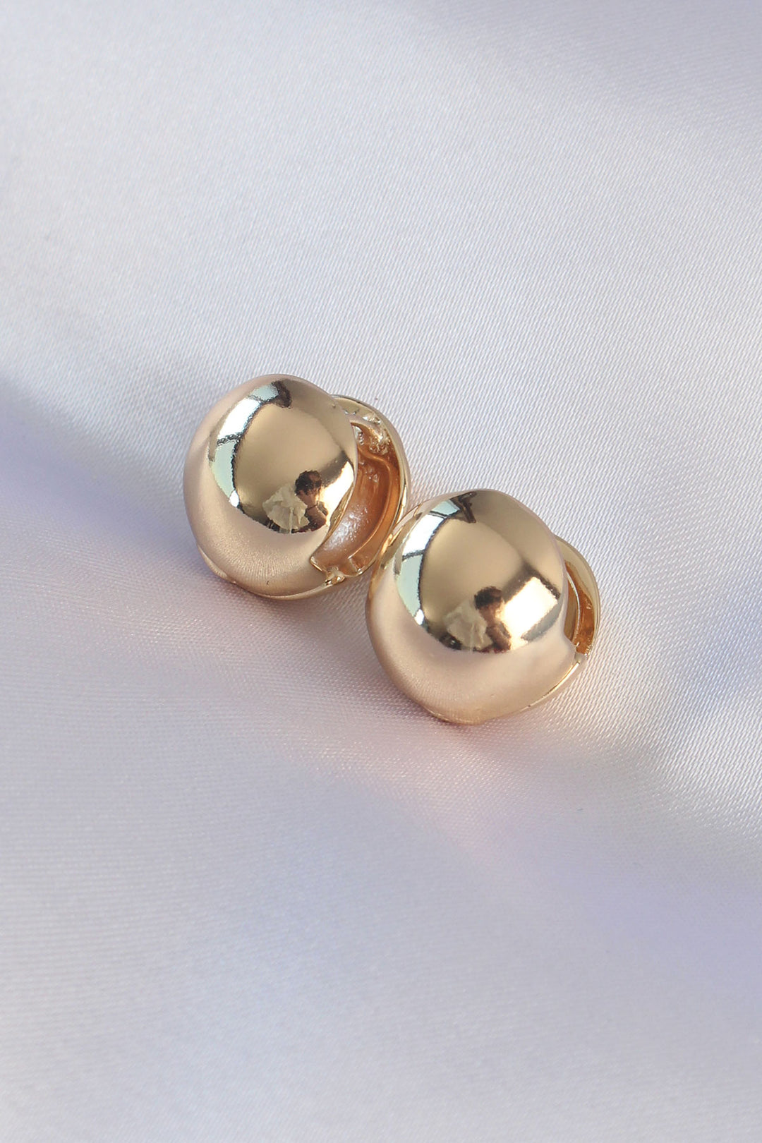 EBJ Rice Gold Color Hollow Minimal Stud Earrings - Manteca