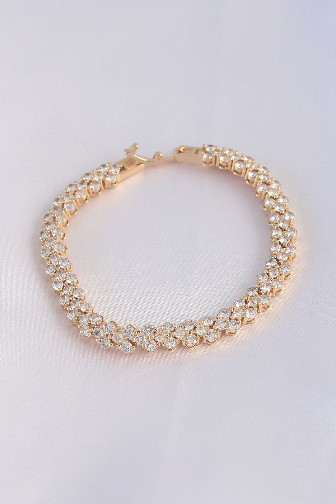 EBJ Vip Series Gold Color Bracelet with Rice Zircon Stones - Châtelet