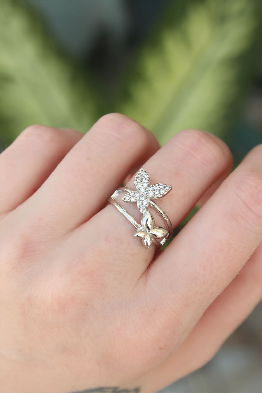 EBJ Adjustable Butterfly Ring with Rice Silver Color Zircon Stone - Pristina