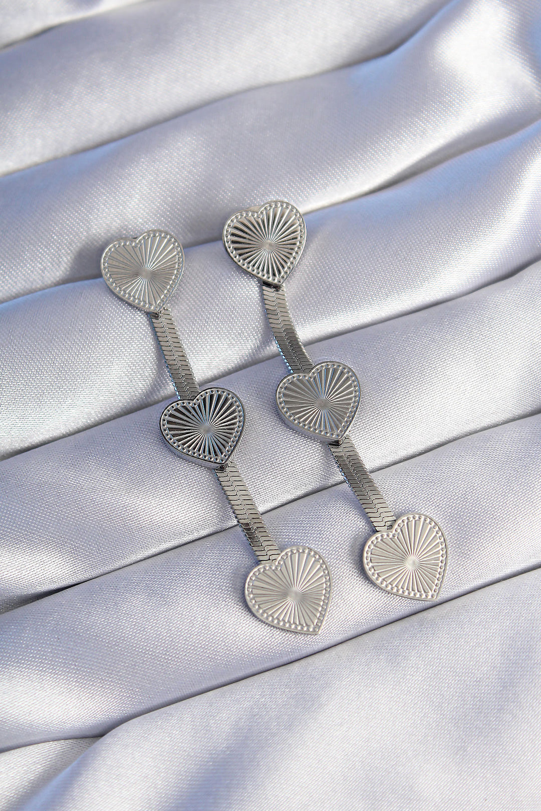 EBJ 316L Stainless Steel Silver Color Long Italian Chain Detailed Heart Earrings - Voluntari