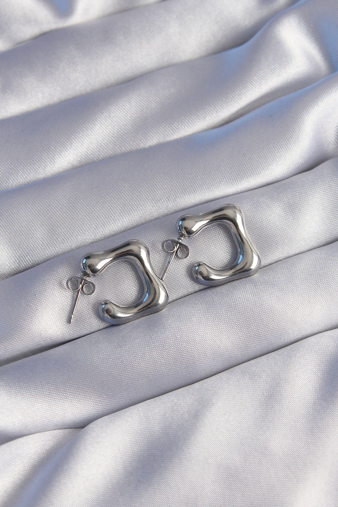 EBJ 316L Stainless Steel Silver Color Minimal Bubble Earring - Chur