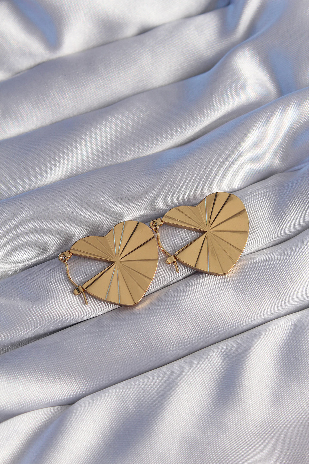 EBJ 316L Steel Gold Color Striped Plate Designed Heart Earring - Kropyvnytskyi