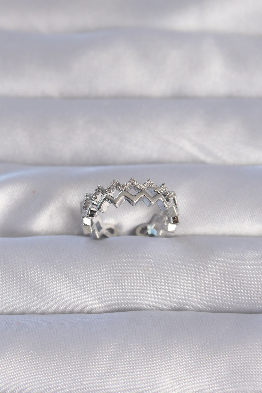 EBJ Rice Silver Color Zircon Stone Chevron Pattern Adjustable Ring - Moore