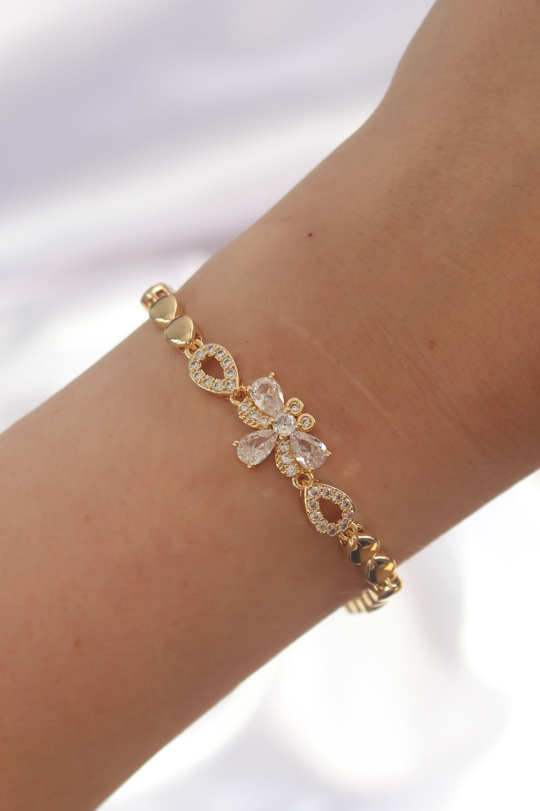 EBJ Rice Gold Color Dragonfly Figured Drop Model Bracelet with Zircon Stone - Goes