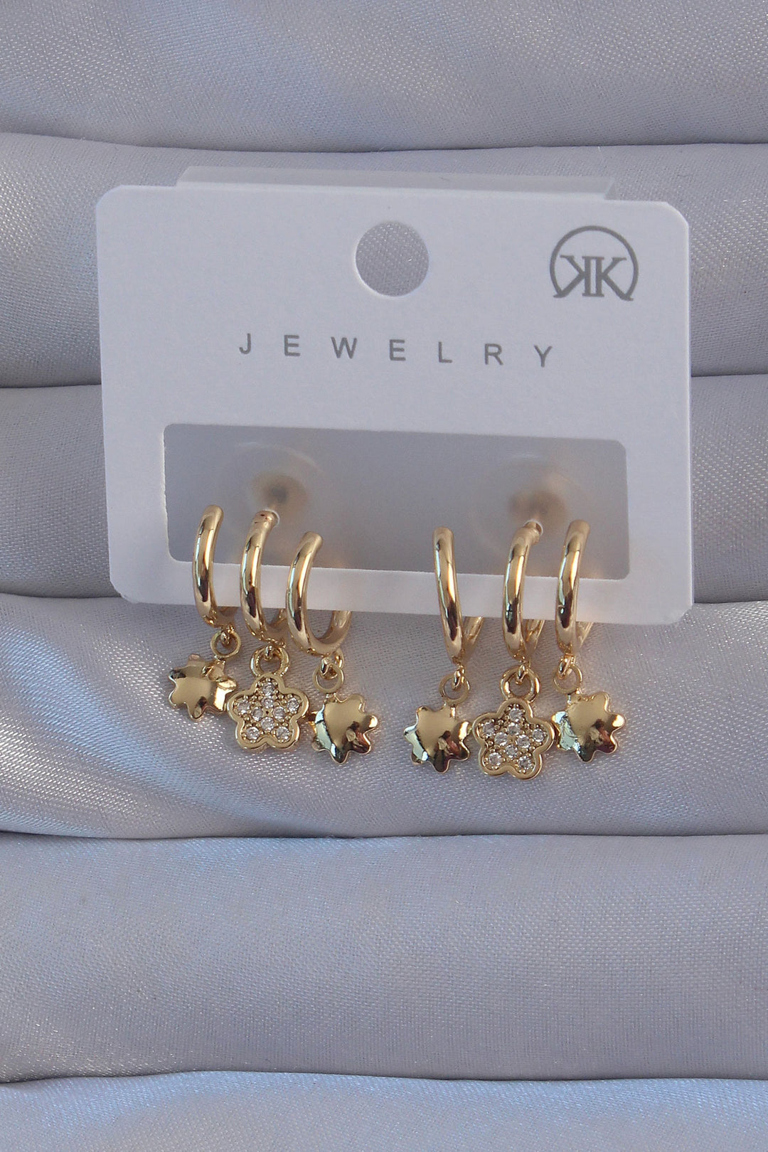 EBJ Rice Gold Color Zircon Stone Flower Model Multi-View Half Hoop Earring - Veenendaal