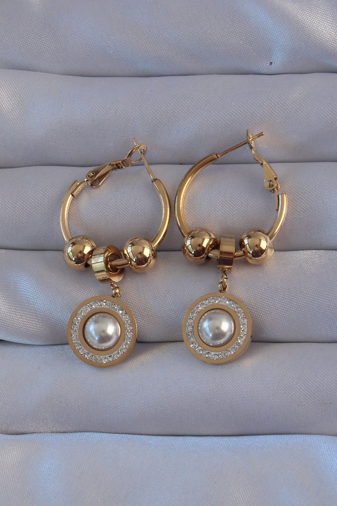 EBJ 316L Steel Gold Color Zircon and Pearl Stone Cartier Style Hoop Earring - Jesús María