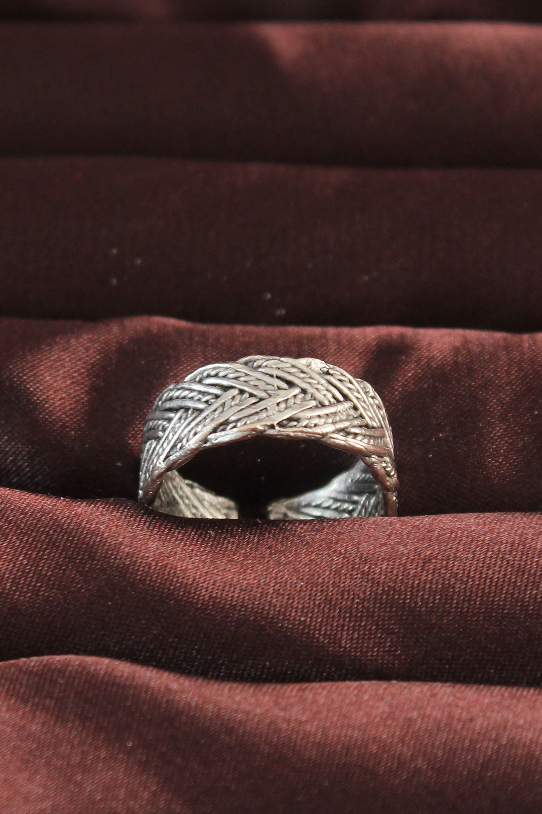 EBJ Silver Color Adjustable Knitted Pattern Men's Ring - Bowie