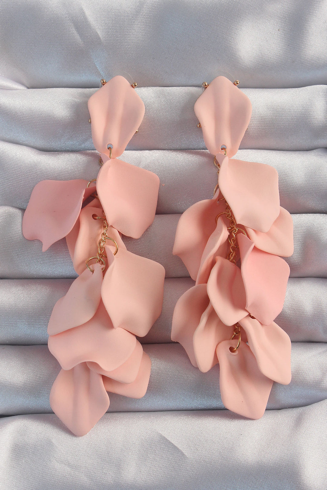 EBJ Rice Powder Color Dangling Leaf Pattern Earrings - Port Huron