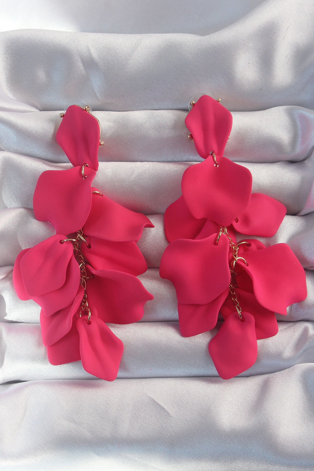 EBJ Rice Fuchsia Color Dangling Leaf Pattern Earrings - Jaén