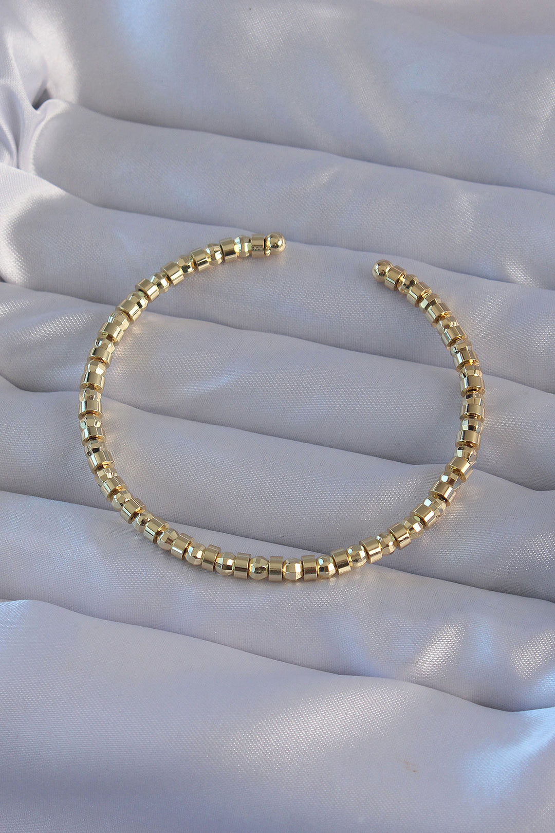 EBJ Gold Color Rice Oval Detailed Bracelet - Holyoke