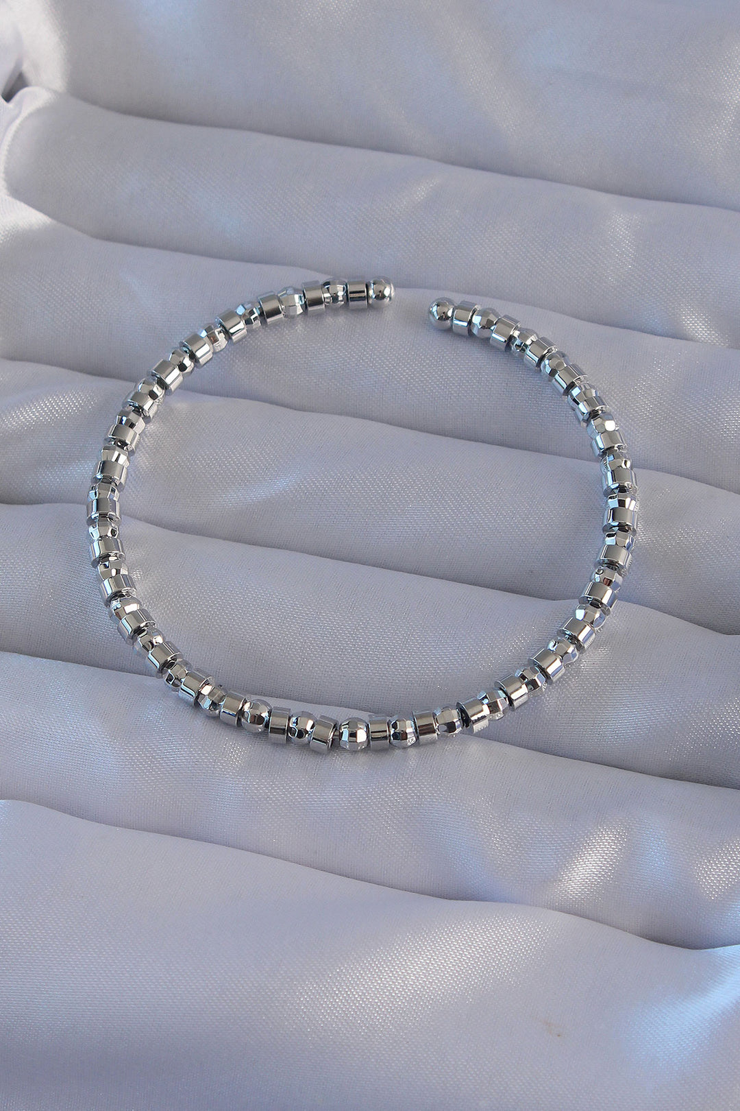 EBJ Rice Silver Color Oval Detailed Bracelet - Eagle Mountain
