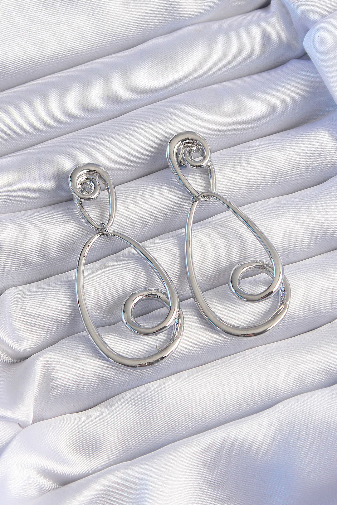 EBJ Rice Silver Color Curved Dangling Earring - Babruysk