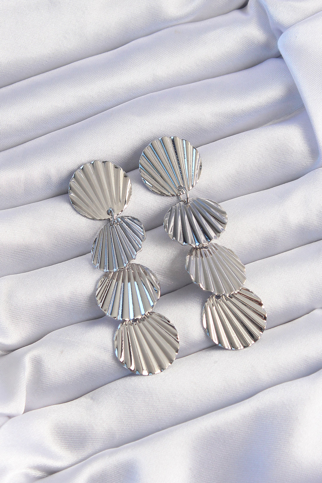 EBJ Rice Silver Color Seashell Pattern Dangle Earrings - Greenfield