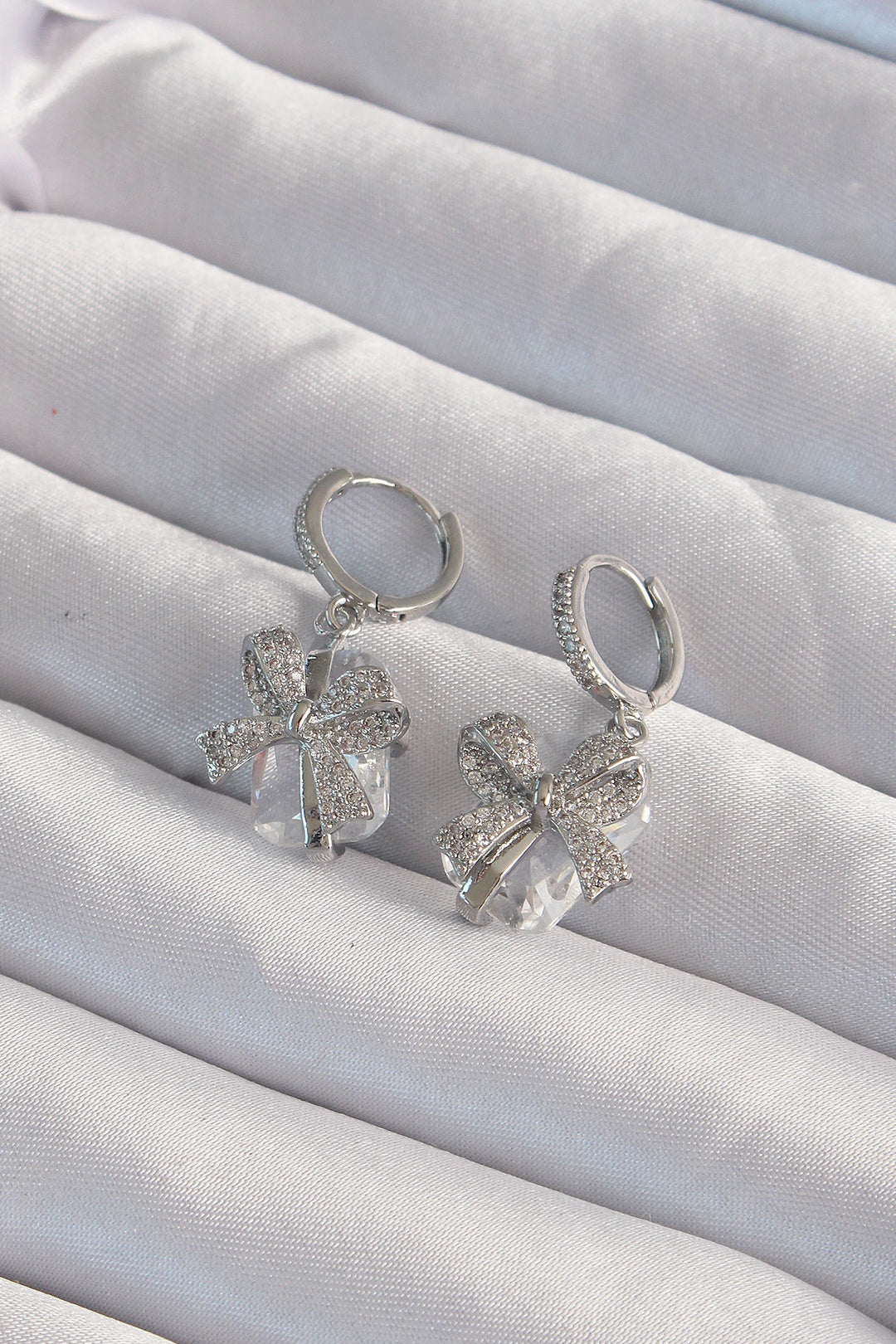 EBJ Silver Color Large Zircon Stone Bow Model Hoop Earring - Fontenay-sous-Bois