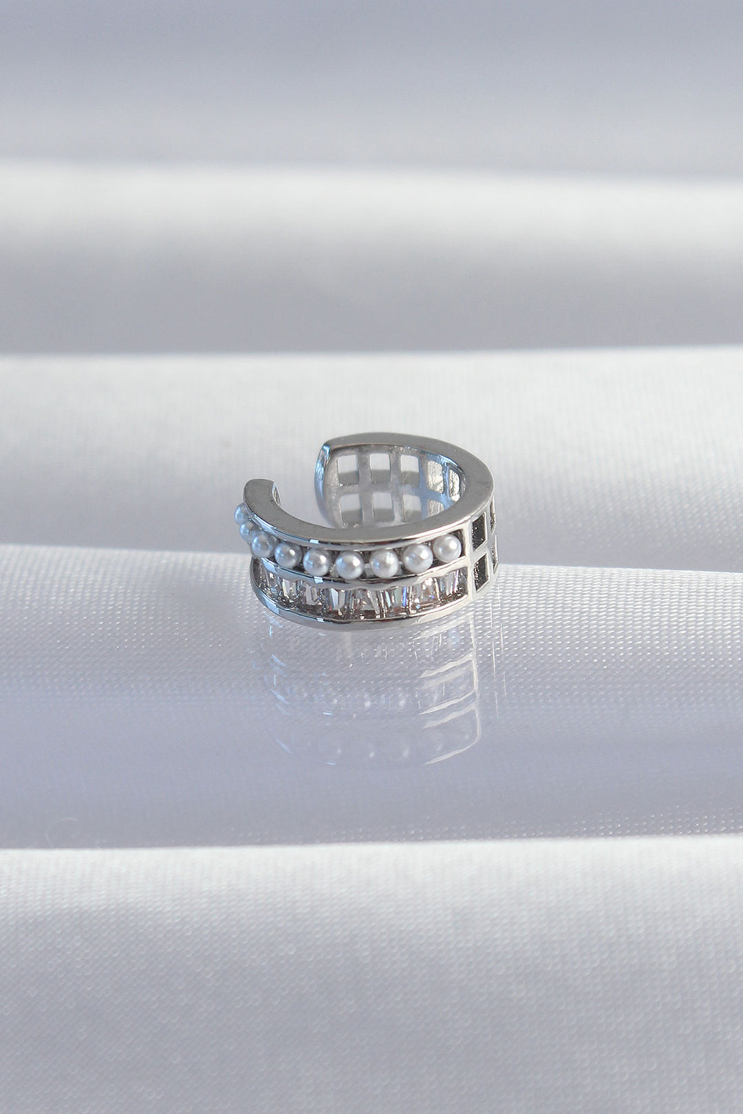 EBJ Rice Silver Color Pearl Baguette Stone Earcuff Earring - Bilhorod-Dnistrovskyi