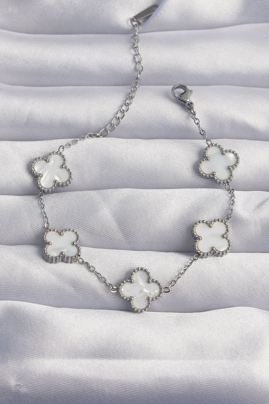 EBJ 316L Stainless Steel Silver Color White Mother of Pearl Clover Bracelet - Saanich