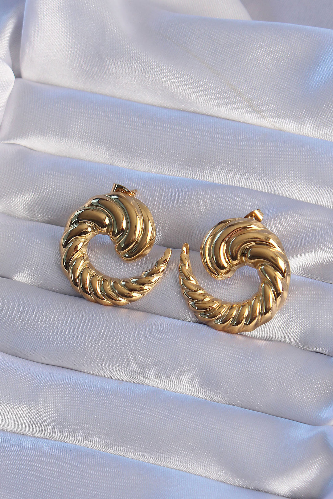 EBJ 316L Steel Gold Color Domed Curved Earring - Alba Iulia