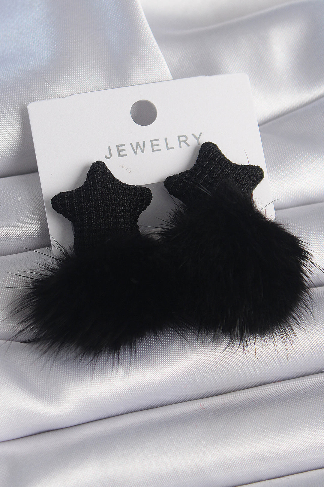 EBJ Black Color Star Pom Pom Model Women's Earrings - Angers