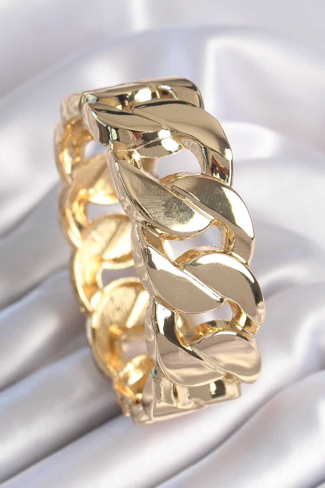 EBJ Gold Color Rice Chain Model Women's Bracelet - Dortmund