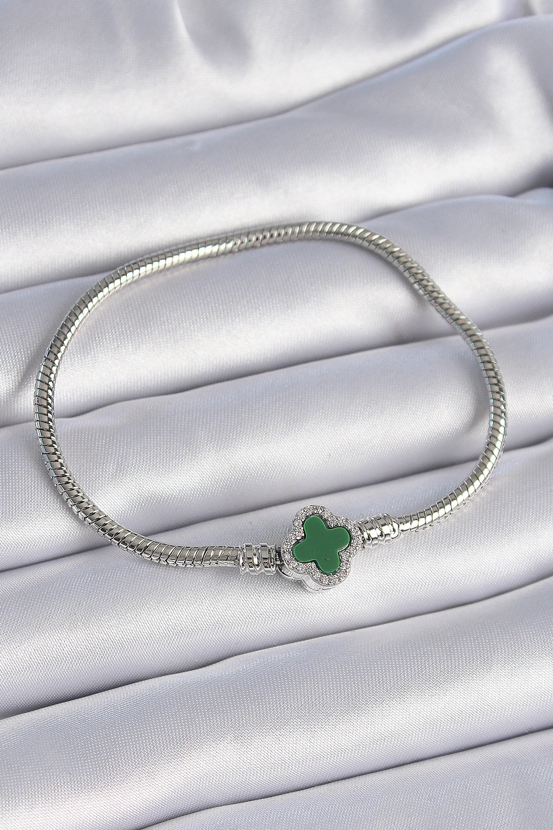 EBJ 316L Stainless Steel Chain Silver Color with Zircon Stone Green Clover Figure Charm Model Women's Bracelet - Veenendaal