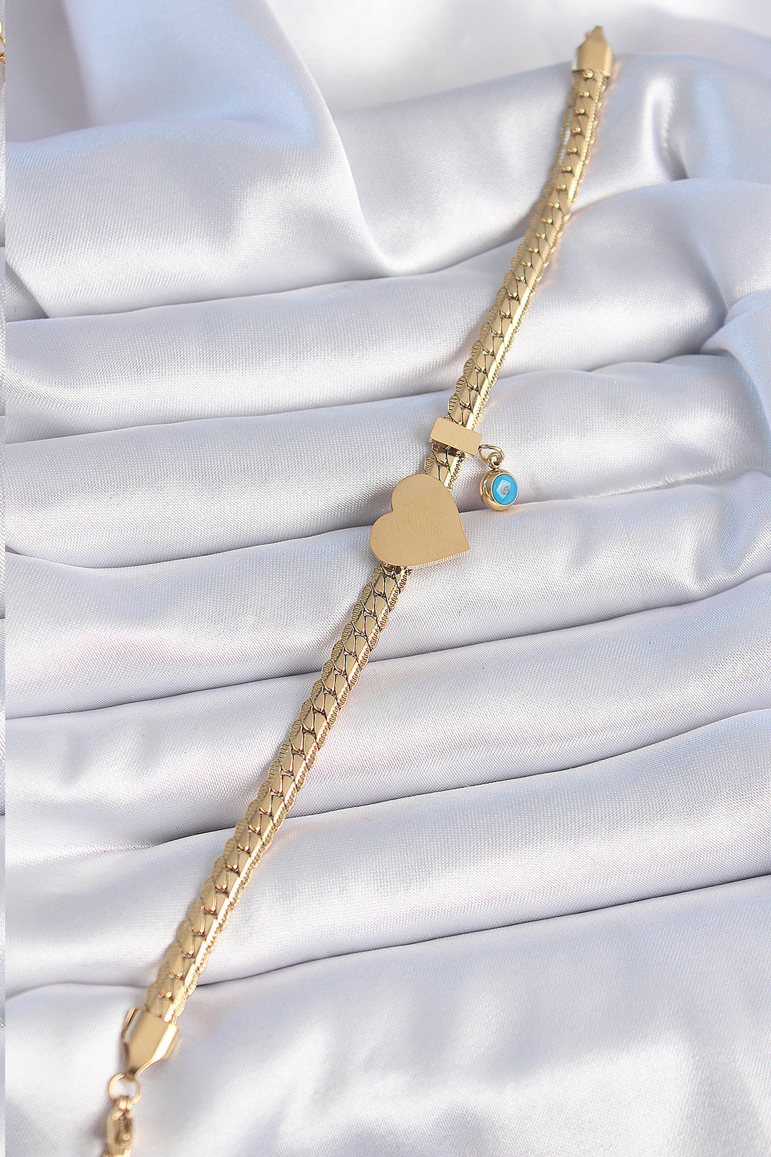 EBJ 316L Steel Gold Color Flat Chain Model Heart Figure Evil Eye Bead Detail Women's Bracelet - Ciudad de Huajuapam de León