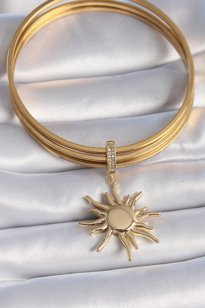 EBJ Rice Gold Color Zircon Stone Detailed Sun Model Ajda Charm - Ourém