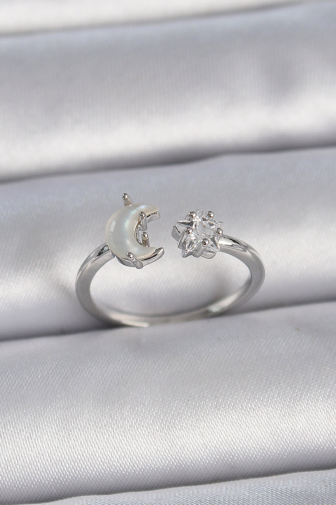 EBJ Rice Silver Color Pearl Crescent Star Adjustable Women's Ring with Zircon Stone - Rastatt