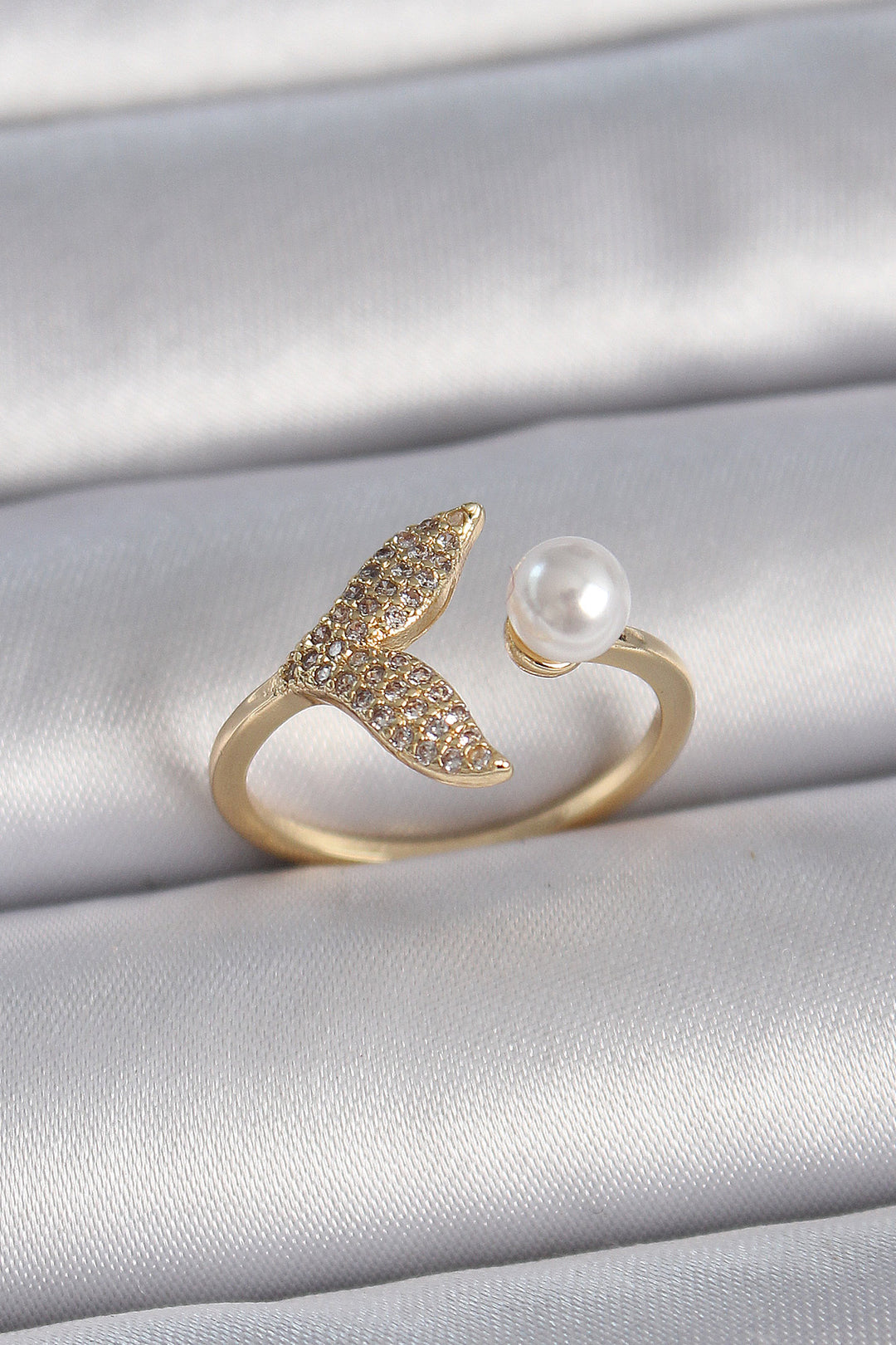 EBJ Rice Gold Color Fish Tail Ring with Zircon Stone and Pearl Adjustable Model Women's Ring - Campbell