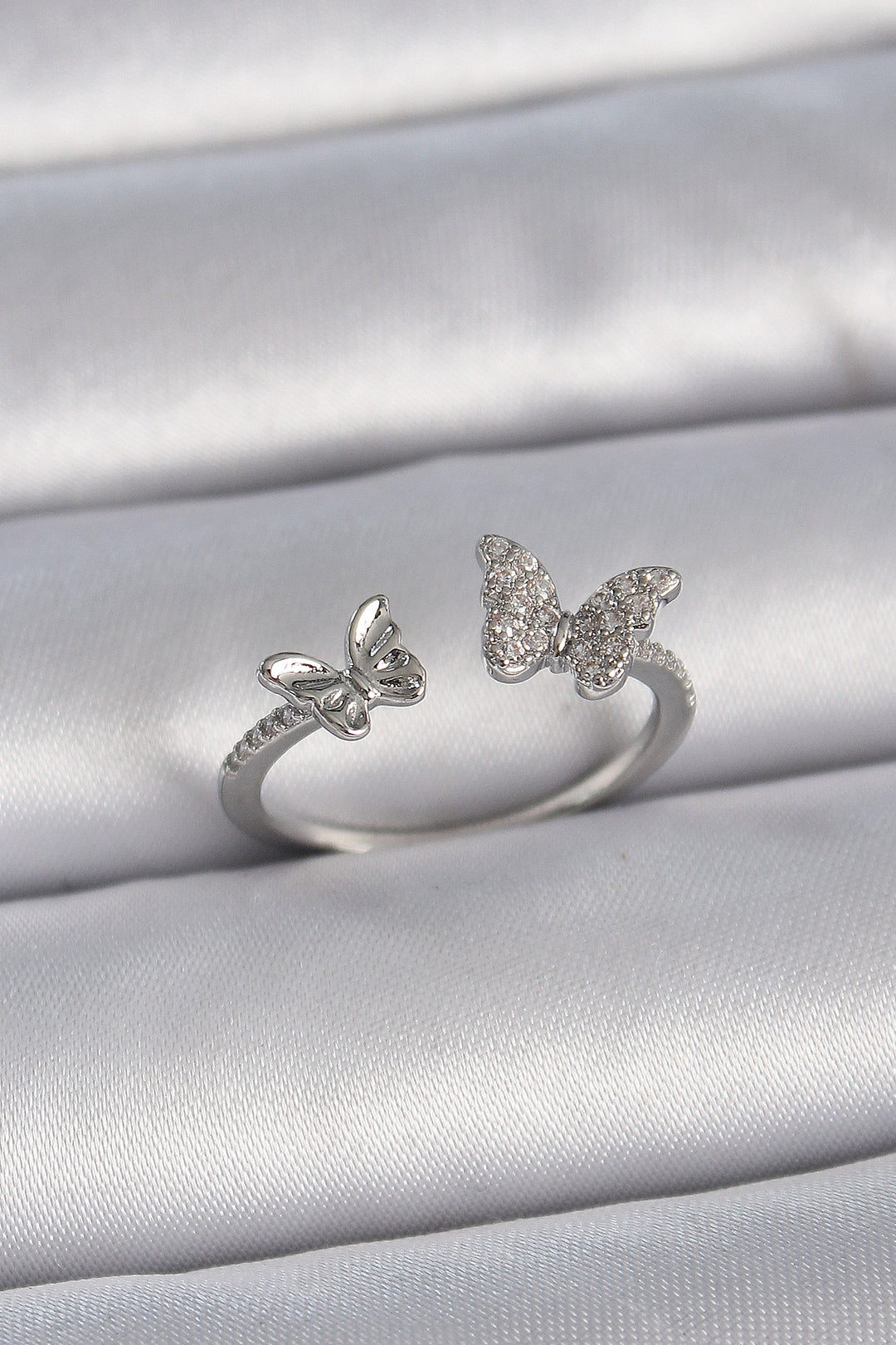 EBJ Rice Silver Color Adjustable Zircon Stone Butterfly Model Women's Ring - Beloeil