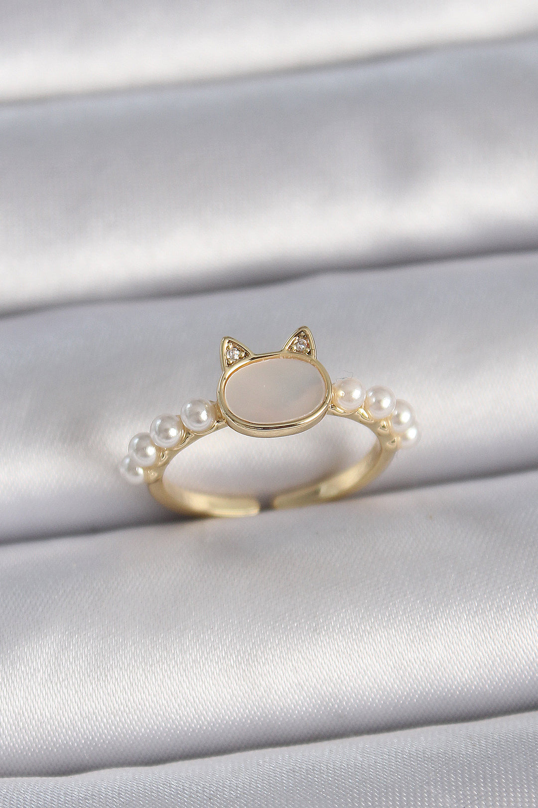 EBJ Adjustable Gold Color Rice White Enamel Cat Model Pearl Detail Women's Ring - Carpentersville