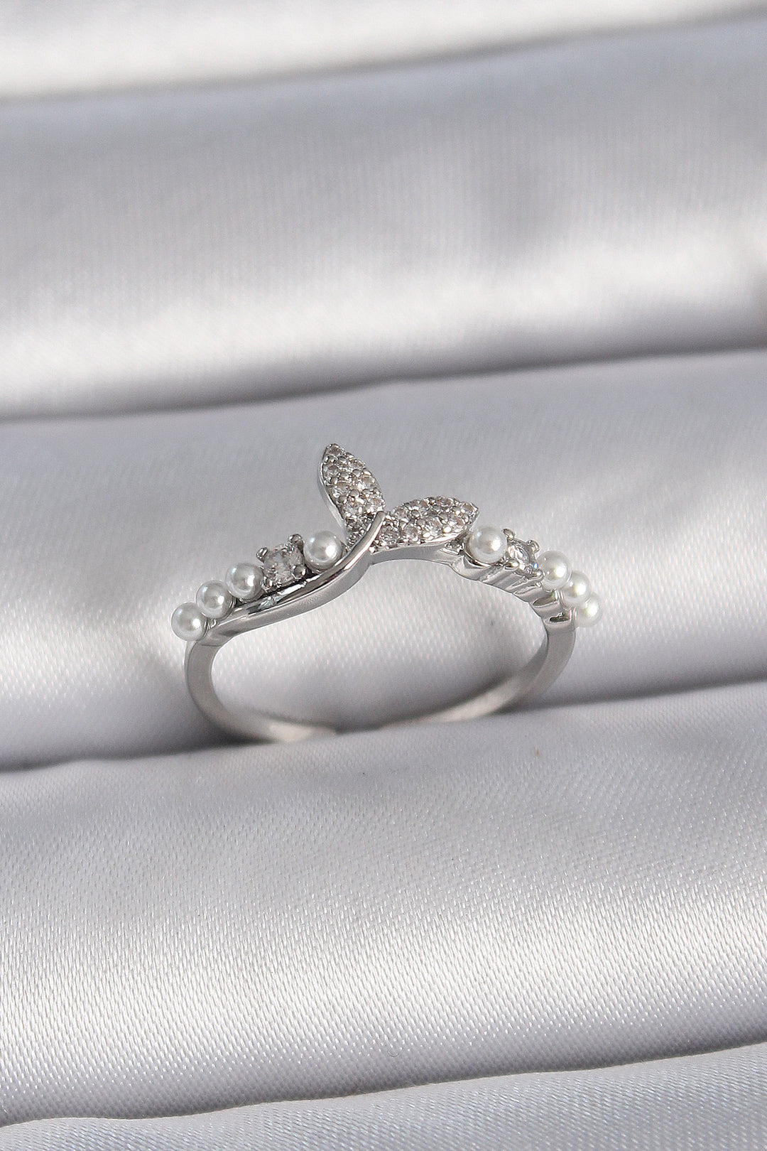 EBJ Rice Silver Color Adjustable Zircon Stone Fish Tail Pearl Detail Model Women's Ring - Caguas
