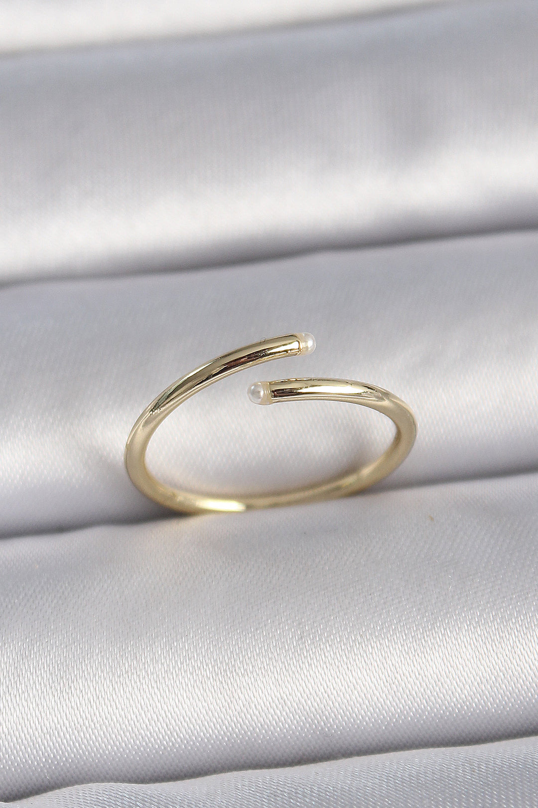 EBJ Rice Gold Color Adjustable Pearl Detail Women's Ring - Châtillon