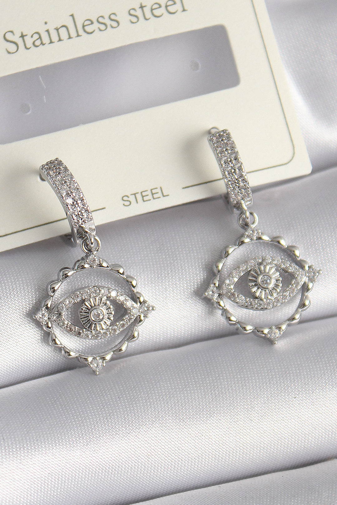 EBJ Rice Silver Color Zircon Stone Eye Model Women's Necklace - Progreso