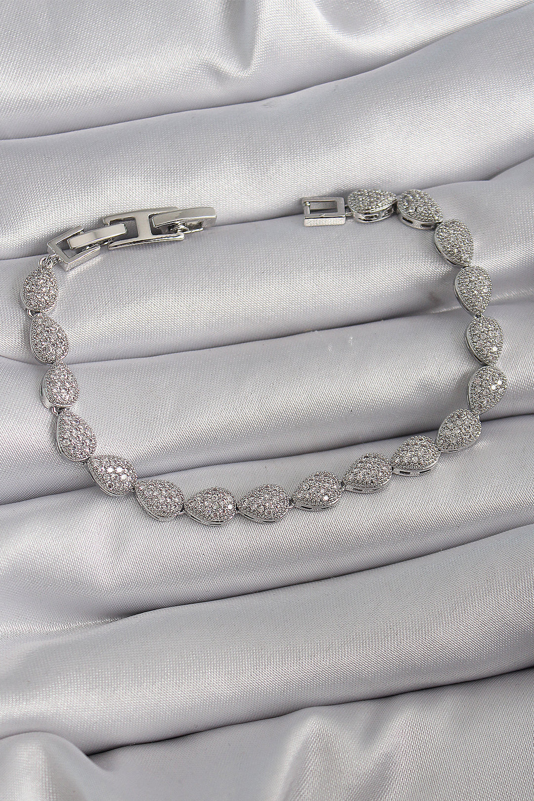 EBJ Rice Silver Color Zircon Stone Drop Model VIP Series Women's Bracelet - Tlajomulco de Zúñiga