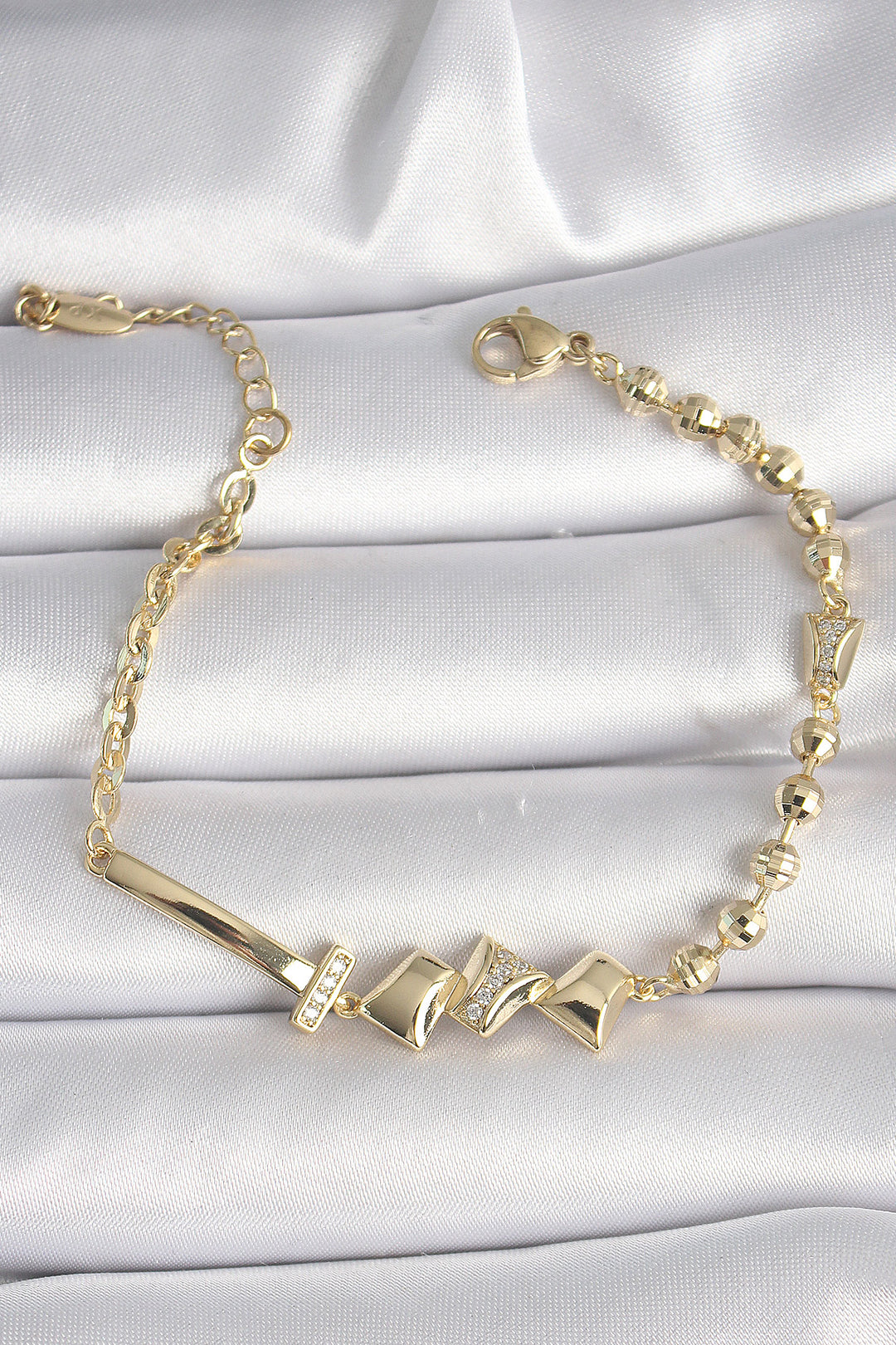 EBJ Rice Gold Color Zircon Stone Detail Xuping VIP Exclusive Series Bracelet - San Pedro