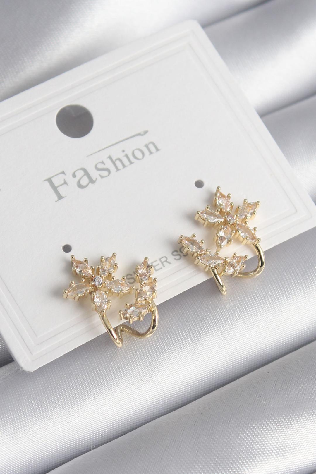 EBJ Rice Gold Color Zircon Stone Flower Model Women's Earring - Salihorsk