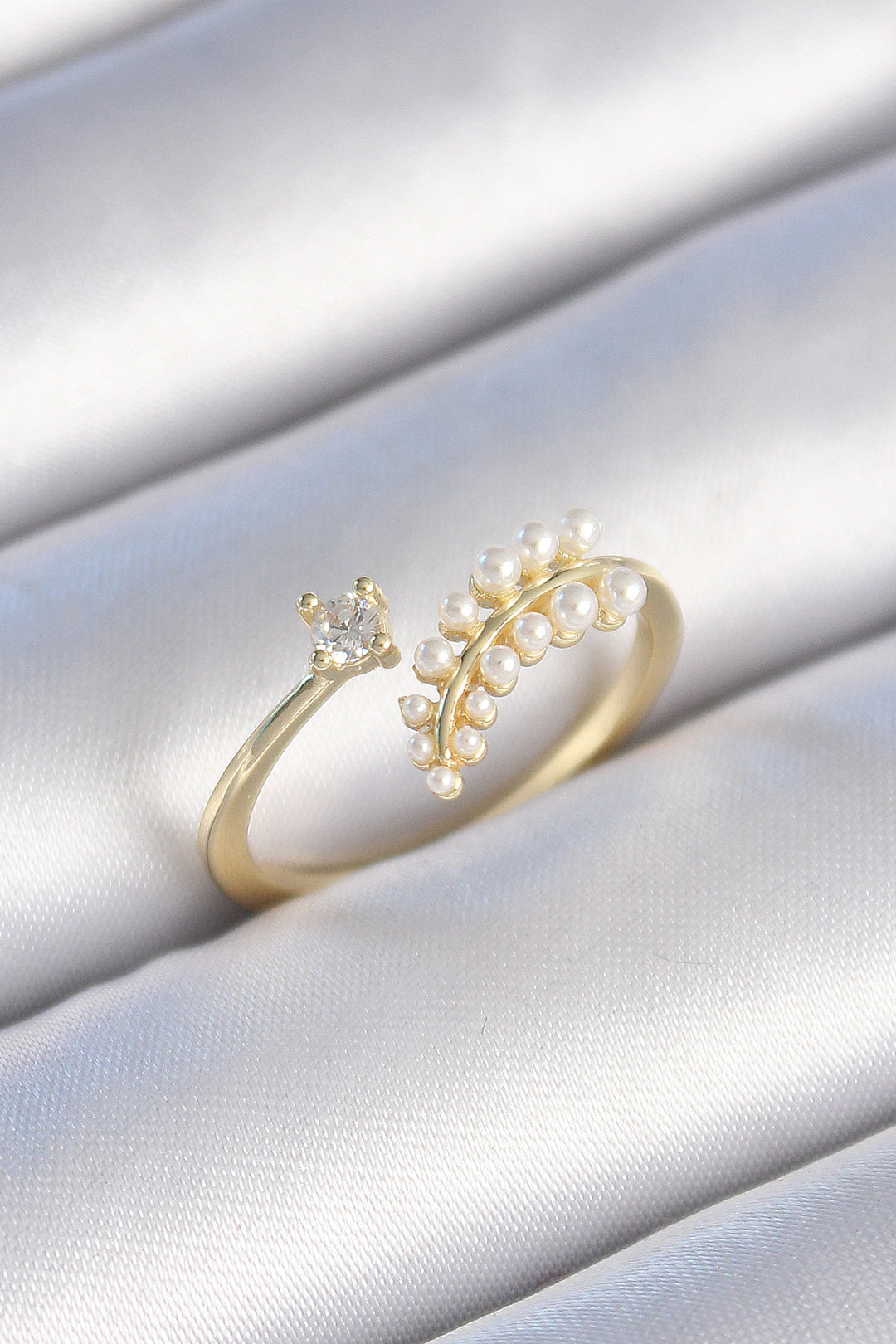 EBJ Rice Gold Color Zircon Stone Pearl Leaf Model Women's Ring - Alafaya