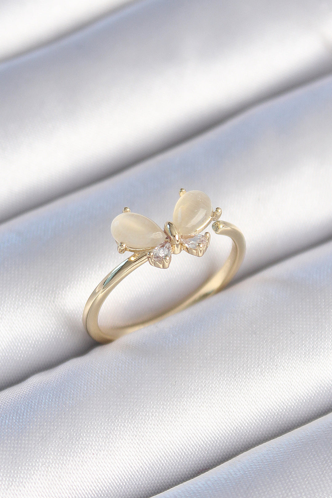EBJ Gold Color Rice White Enamel Zircon Stone Butterfly Model Women's Ring - Orem