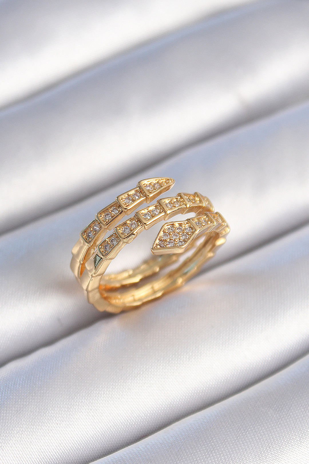 EBJ Rice Gold Color Snake Model Women's Ring with Zircon Stone - Passau